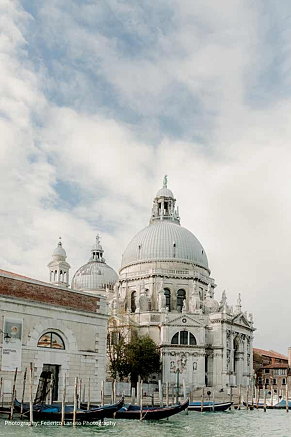 federico-lanuto-photography-central-italy-wedding-venetian-romance-stylized-photoshoot-01